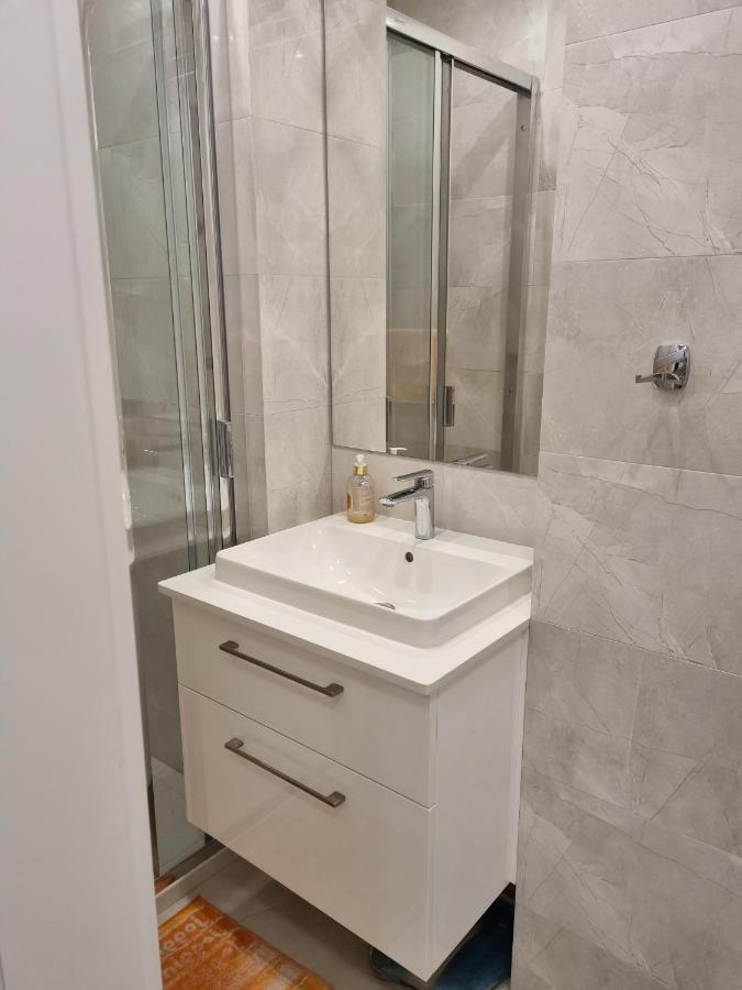 W Kolorze Miety Lägenhet Warszawa Exteriör bild